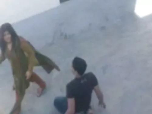 خواننده سیاه پوست چا ...